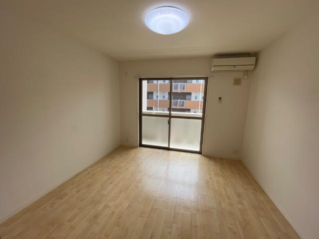 Arrive　Palace　元浜(アライブ　パレス　モトハマ)の居間・リビング|リビング