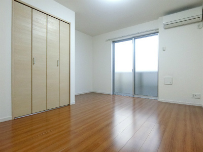 リブリ・ダーシェンカの居間・リビング