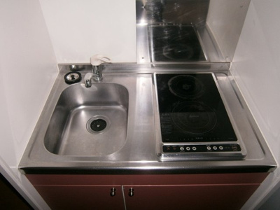 【キッチン】 | レオパレスアメジスト諏訪野 | 2口コンロ