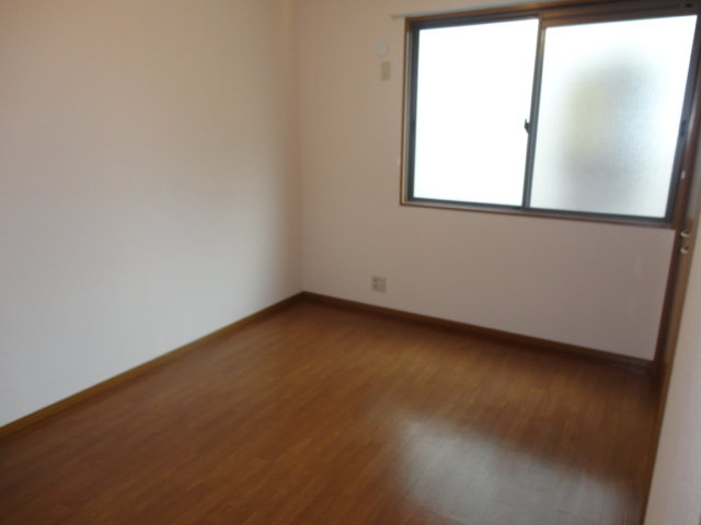 ラフィーネ結崎Ａの居間・リビング