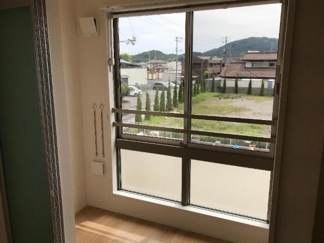 エピナールのバルコニー|インナーテラス