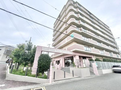 【外観】 | グラン・コート堺石津川公園 | 阪堺電気軌道阪堺線「石津」駅が徒歩14分。通勤にも外出にもアクセス良好。家族でおでかけすることも増えそうですね♪