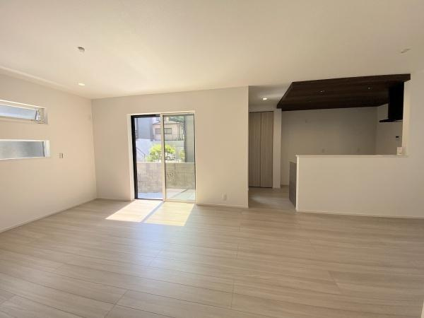 【居間・リビング】 | 垂水区美山台1丁目　新築戸建