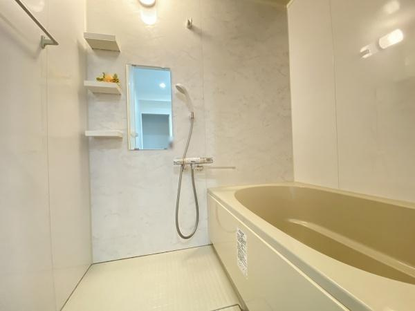 【浴室】 | メゾンドール明石山ノ手台