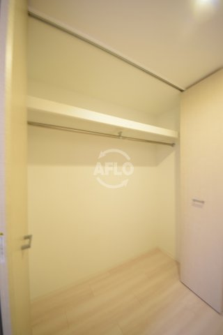 コンフォリア心斎橋ＥＡＳＴの収納|コンフォリア心斎橋ＥＡＳＴ　クローゼット