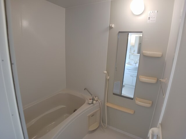 ヒナロードＳの浴室|バス