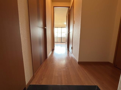 【内装】 | アシューレ | 廊下