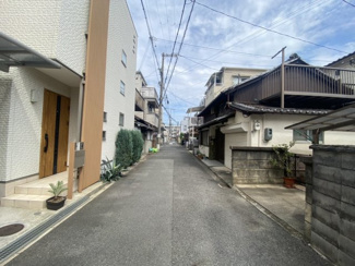 【前面道路含む現地写真】 | 泉大津市春日町土地（約32.7坪）