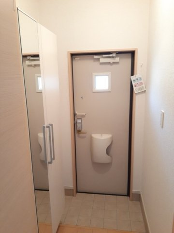 花水木　二番館の玄関|毎日通る玄関はこちらです