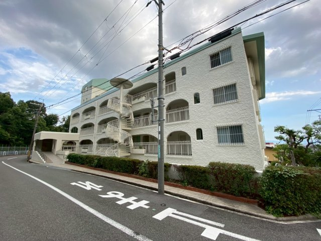 フドウ東芦屋ハイツの外観