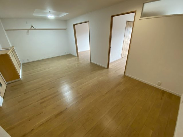 フドウ東芦屋ハイツの居間・リビング