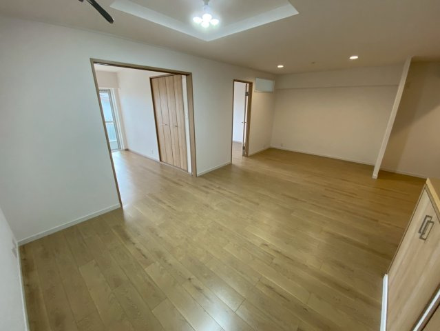 フドウ東芦屋ハイツの居間・リビング