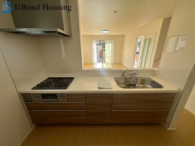 「LDK19.7帖」「並列2台駐車可」神陵台9丁目 全2棟2号棟のキッチン