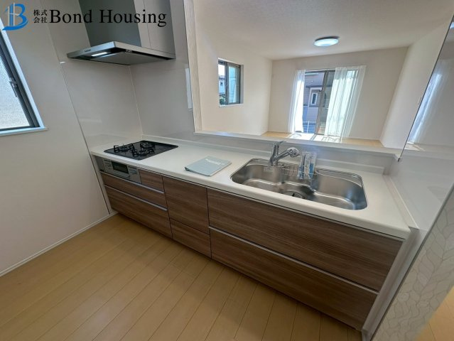「LDK19.7帖」「並列2台駐車可」神陵台9丁目 全2棟2号棟のキッチン