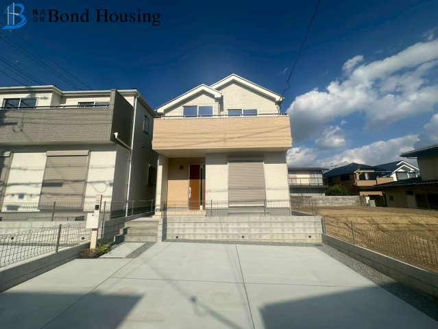 「LDK19.7帖」「並列2台駐車可」神陵台9丁目 全2棟2号棟の外観