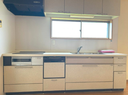 岸和田市箕土路町3丁目戸建のキッチン|システムキッチン