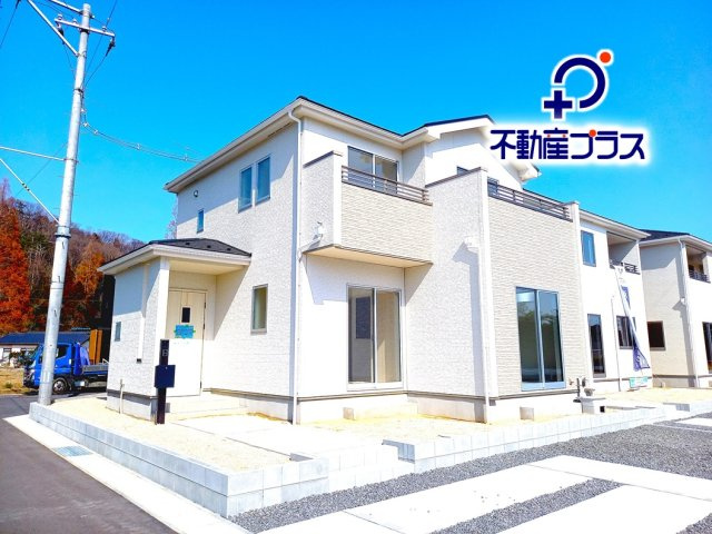 【郷ケ丘　4期】　3号棟　◆新生活応援キャンペーン中！　オール電化新築建売住宅☆・。の外観|同施工　外観の写真です！！　外壁仕上げ材は窯業系サイディング。裏面に付着した汚れが、雨水によって流れ落ちやすい「防汚機能付きサイディング」を採用。外壁の美しさが長持ちします♪