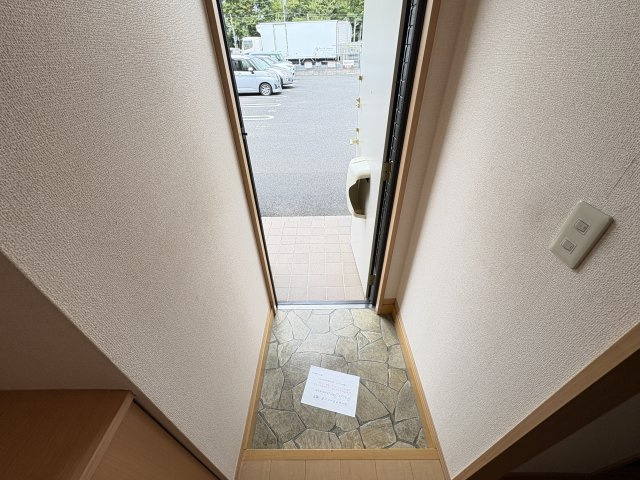 N・コートの玄関