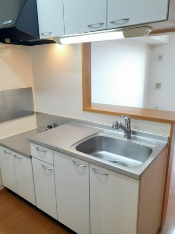 熊本市中央区黒髪６丁目のアパートのキッチン|キッチンでお料理をお楽しみください