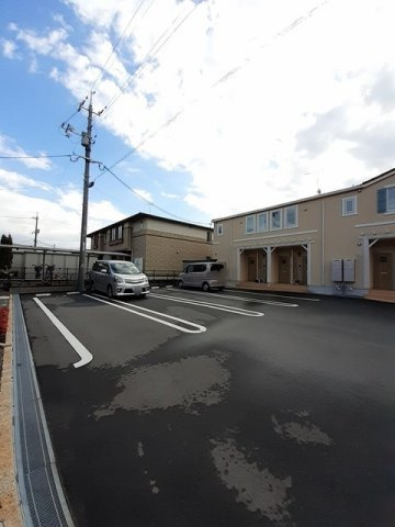 エムロード　Ｂの駐車場|駐車場です