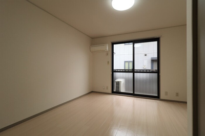 【寝室】 | ナウ･ビラージュ