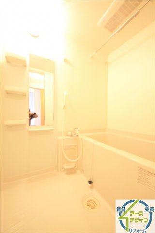グレイスコートの浴室|※類似部屋