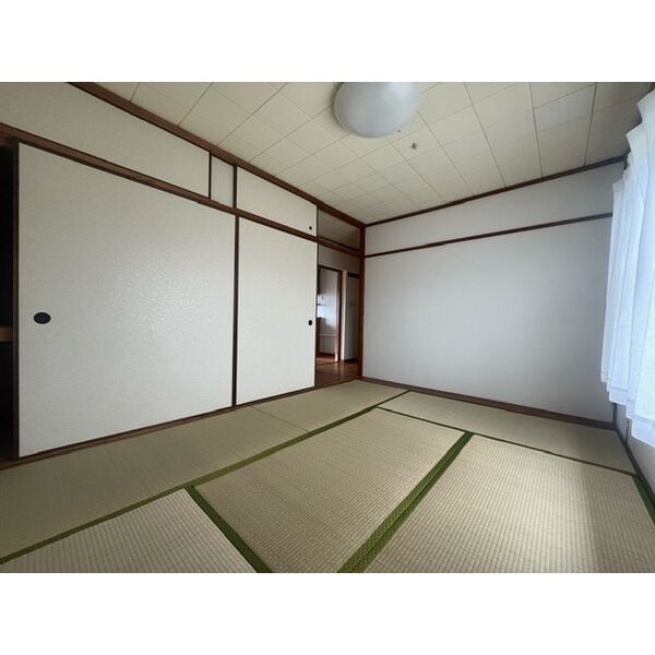 新多聞第2住宅106号棟の和室