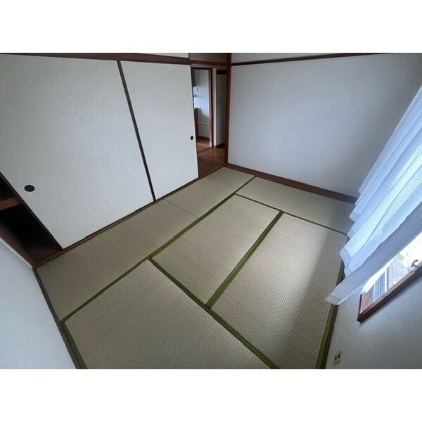 新多聞第2住宅106号棟の和室