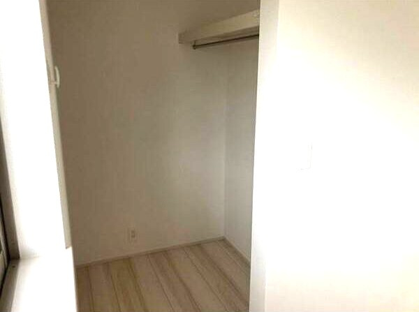 リナージュ春日井市白山町01の収納