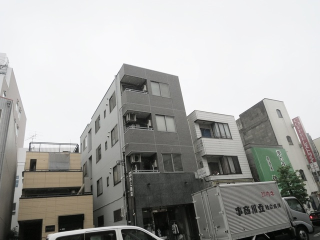 ルイーズビルの外観|外観です！鉄骨造のマンションタイプです！