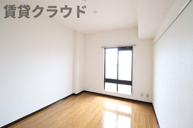 ファインコート３１１０の寝室|落ち着いた色調の寝室です