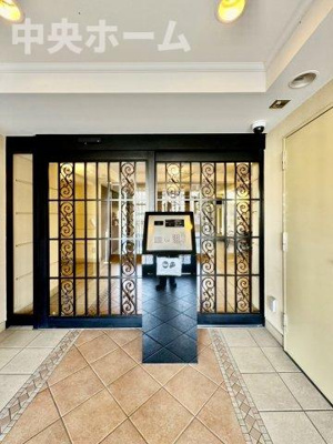 【防犯設備】 | グランシティユーロレジデンス瑞江 | 【オートロック】オートロックシステムでセキュリティ充実。当たり前ですが、安全で安心して暮らすのって大事ですよね。お探しのご条件でオートロック付きの物件を探す方も多いですがやはりセキュリティは大事です。