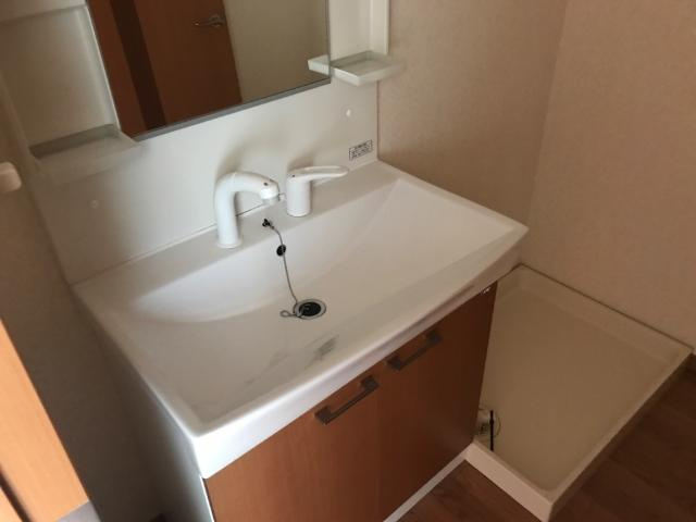 リバード酒井原の洗面所|洗面