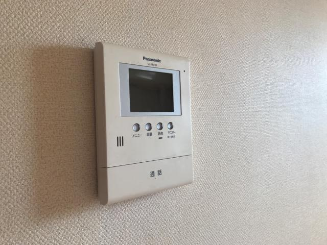 リバード酒井原の内装|カメラ付インターホン
