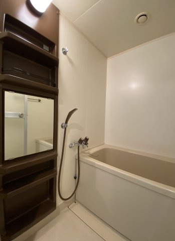 ダイアパレス湯河原郷の浴室