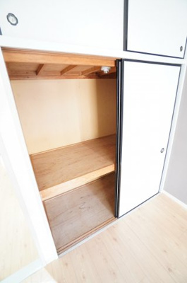 【収納】 | ロイアルパレスシマ | ※同物件・同タイプの写真です。