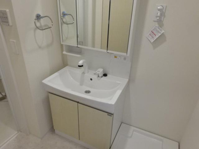 【洗面所】 | ナチュラル | 洗髪洗面化粧台（イメージ）