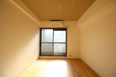 【洋室】 | エントランスライフ金閣G