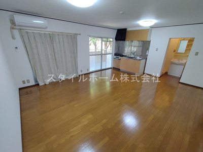 【居間・リビング】 | レジデンス東