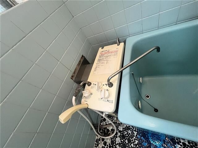 泉谷ビルの浴室