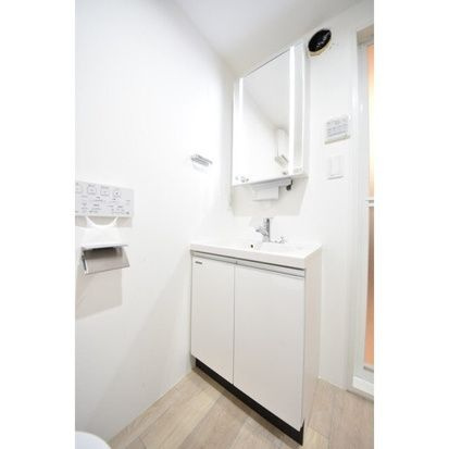 CASA　LUCEの独立洗面台