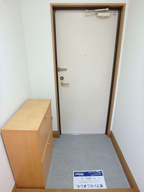 ヴァンテアンⅡの玄関