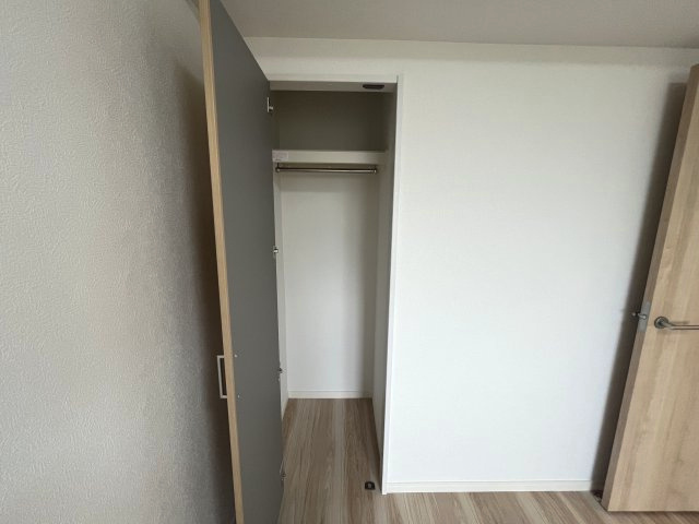 新座市野火止「マンハイム武蔵野北810号」の収納