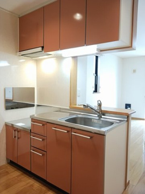 【キッチン】 | アルモニー | コンパクトなキッチンで掃除もラクラク