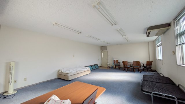 【洋室】 | サンウェイビル