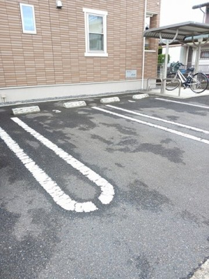 【駐車場】 | フラワー松崎 | 駐車場完備です