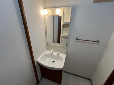 【洗面所】 | ビア・ラッテア | 洗髪洗面化粧台