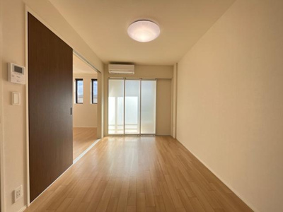 【内装】 | リアン | リビング