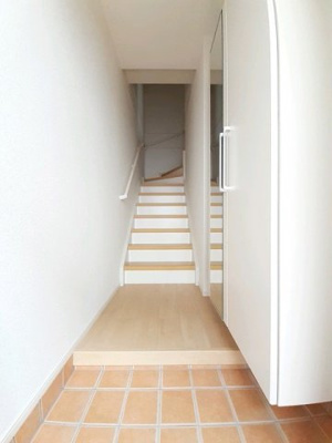 【玄関】 | ベネヴォレンテＣ | シンプルで使いやすい玄関です