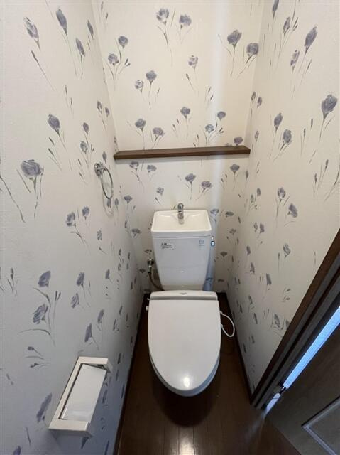 サン・スリージェのトイレ